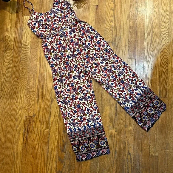 Band of Gypsies Jumpsuit Summer Floral Patch Pockets Size XS - Picture 8 of 9